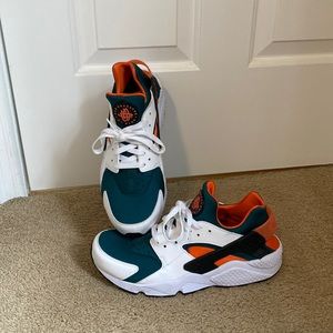 Nike Air Huarache Men’s Size 10.5